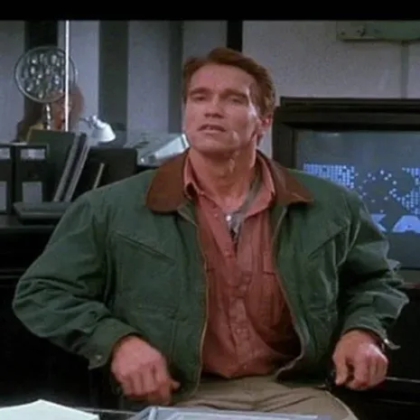 Arnold-Schwarzenegger-Total-Recall-Green-Jacket.jpg