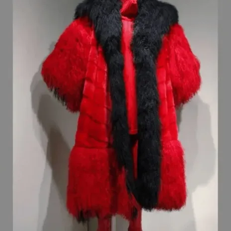 Cruella-de-Vil-101-Dalmatians-Red-Fur-Coat.jpg