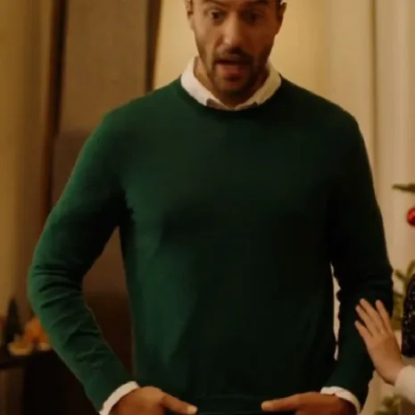 Moms-Christmas-Boyfriend-2023-Zach-Smadu-Green-Sweater.webp